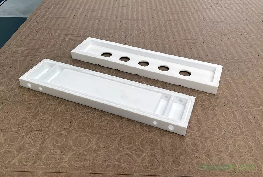 Obrobená deska teflonu/PTFE o síle 30 mm