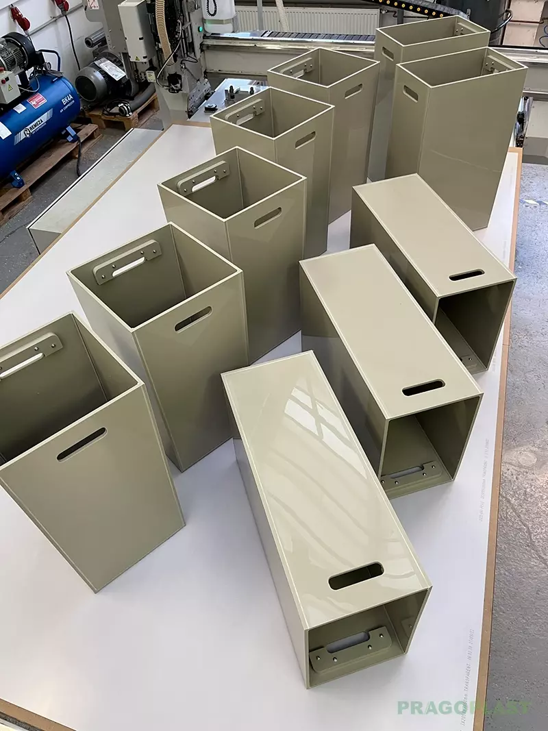 CNC frézované a svařované boxy