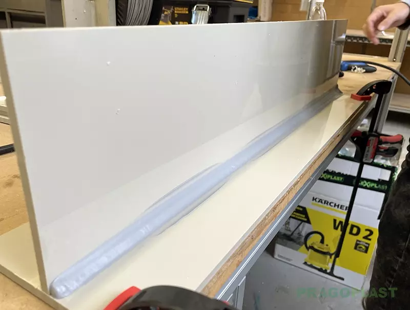 Svařený spoj před začištěním