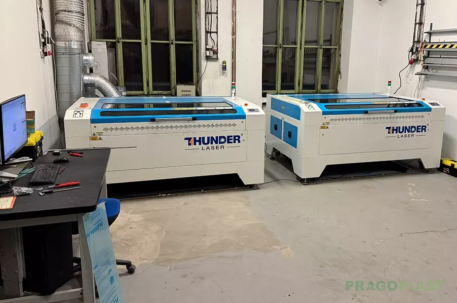 Lasery na nekovové materiály